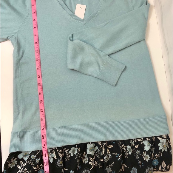 NWT LOFT Floral V-neck Mixed Media Sweater floral touch long sleeve office work - Picture 4 of 15